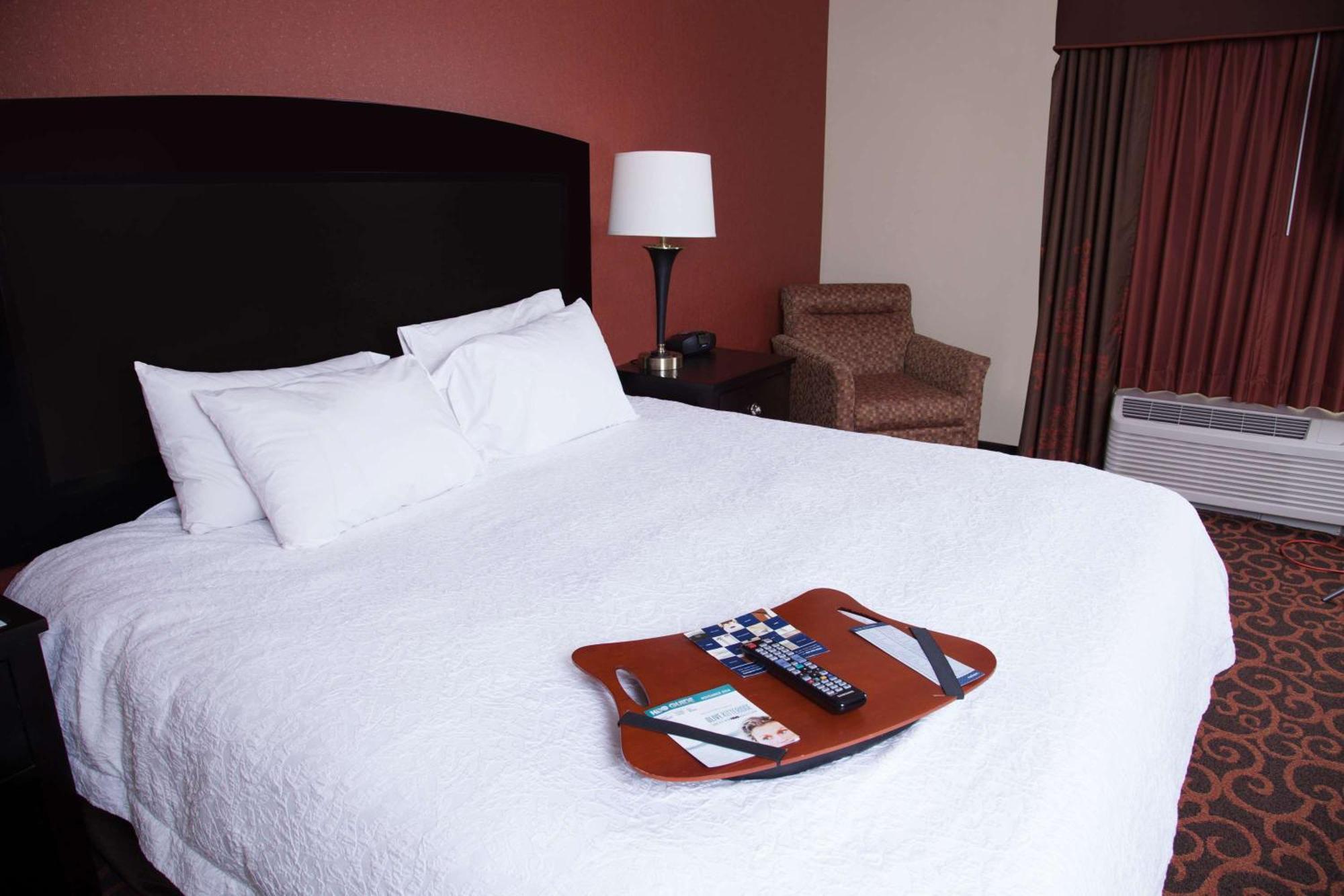 Hampton Inn & Suites Dickinson Nd Exteriör bild