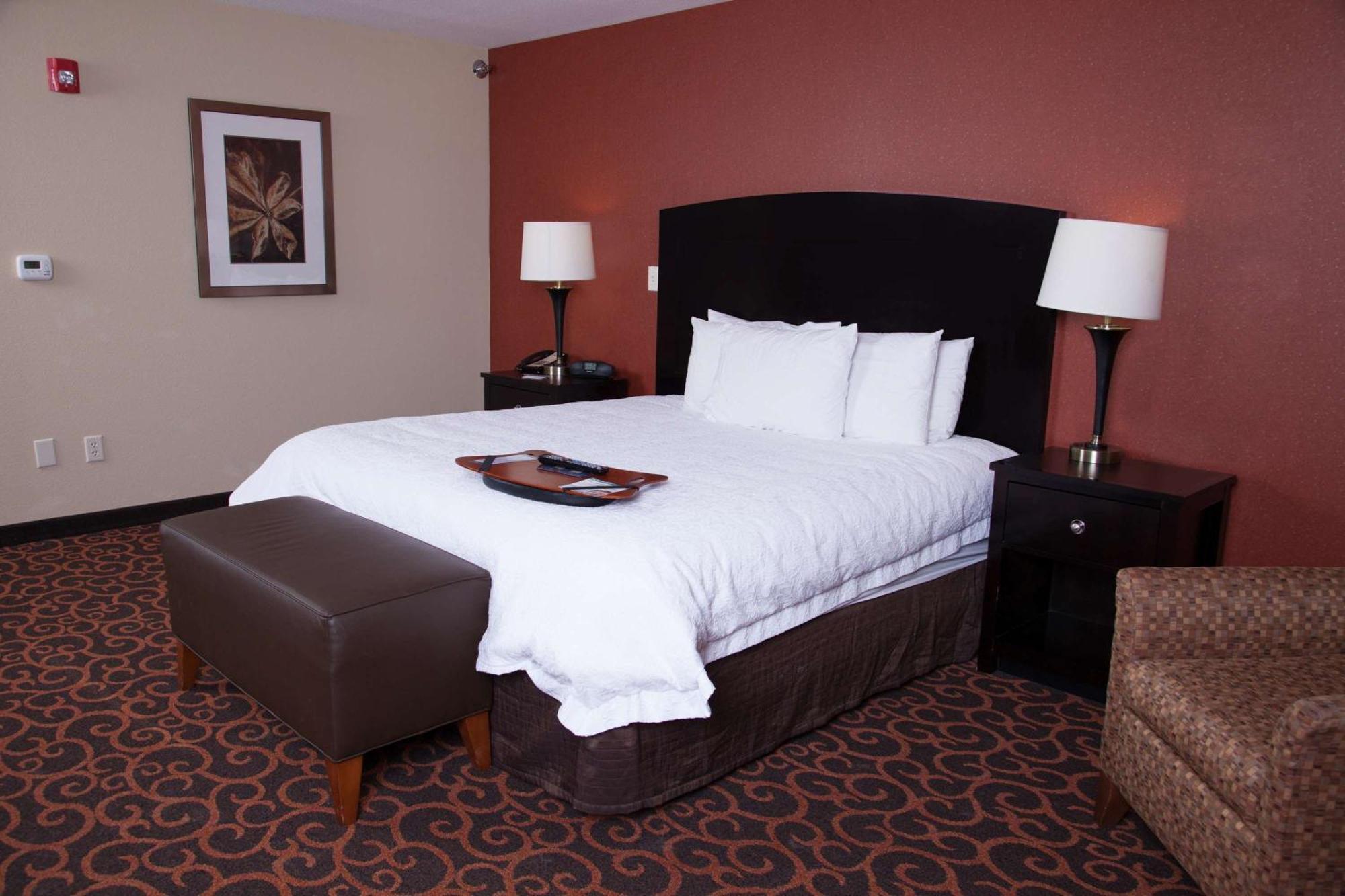 Hampton Inn & Suites Dickinson Nd Exteriör bild