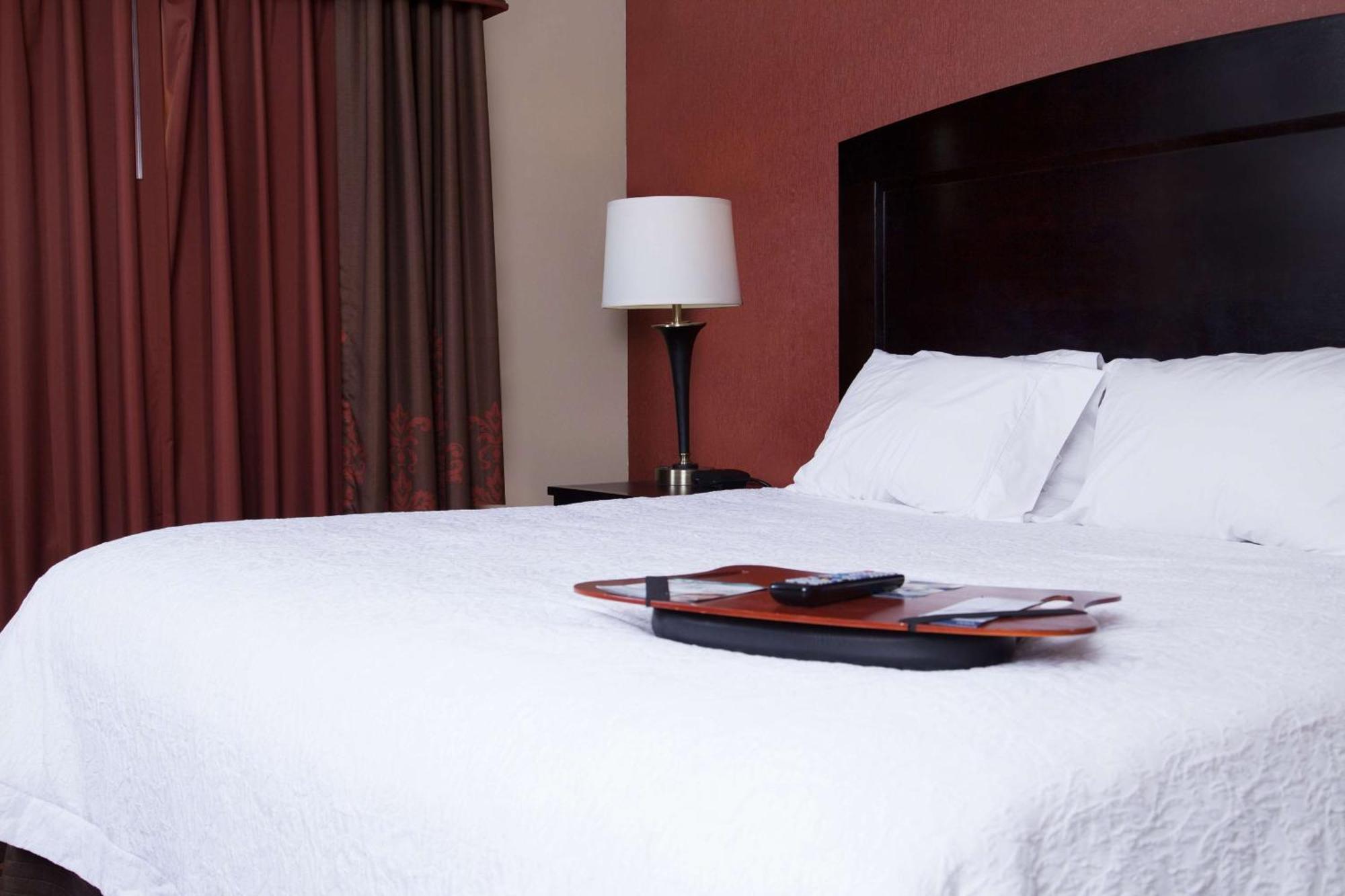 Hampton Inn & Suites Dickinson Nd Exteriör bild