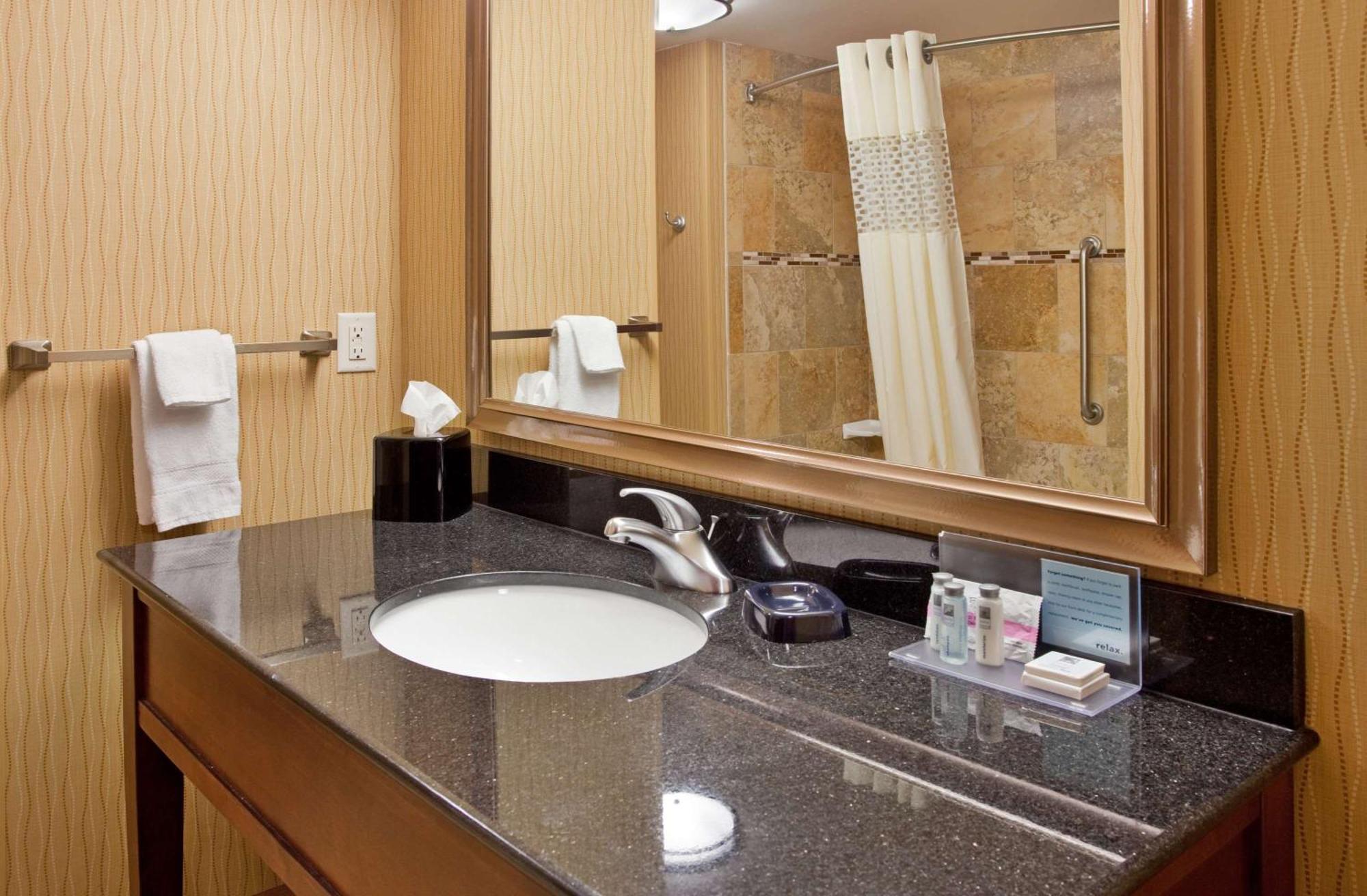 Hampton Inn & Suites Dickinson Nd Exteriör bild
